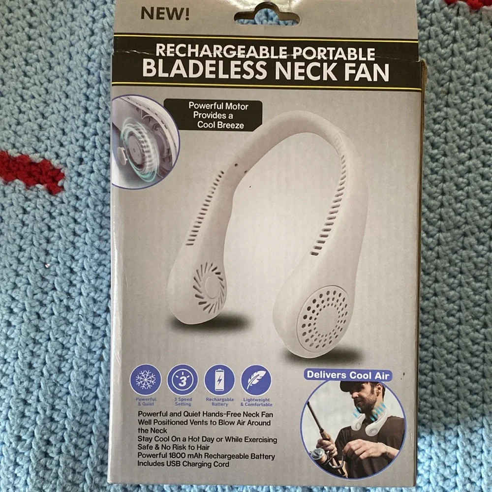 New In Box Rechargeable Portable Bladeless Neck Fan